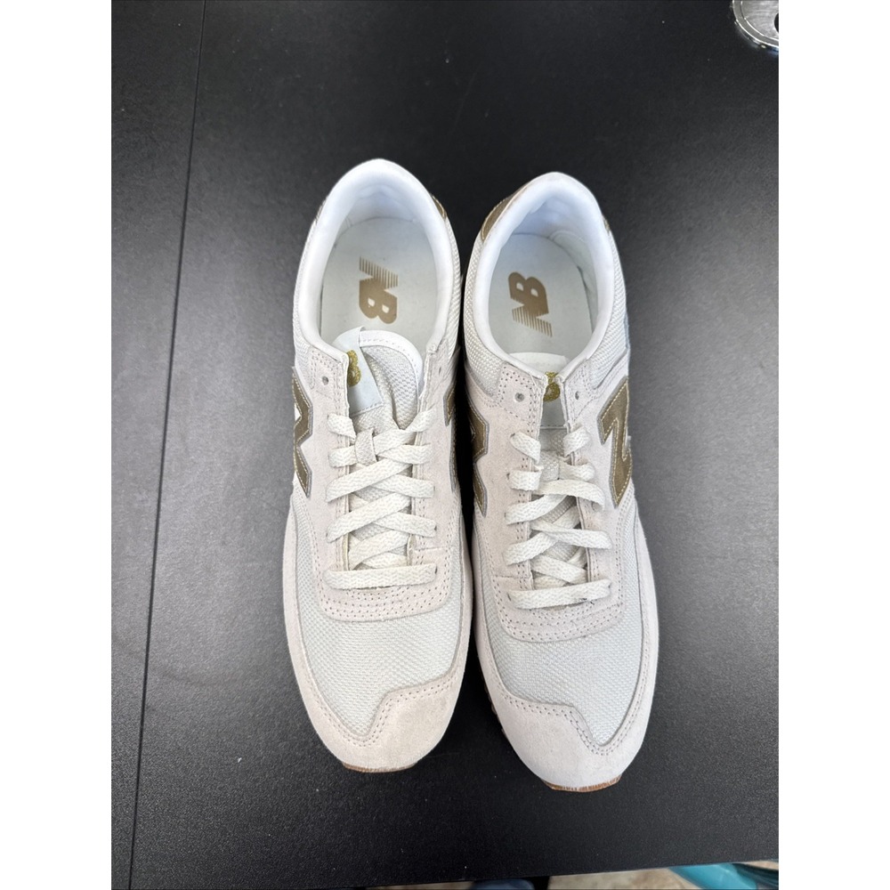 New Balance Women's Beige Casual Runner Sneakers